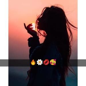 Meet your Posher, Aylín